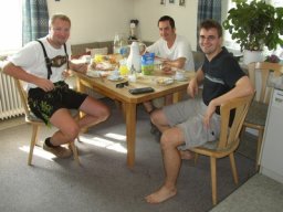 Bestes Frühstüch der Tour. Danke Leumi!