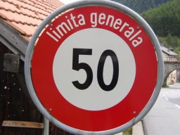 Wie schon gesagt: Generell 50!