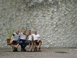 Porzellanwand in Basel.