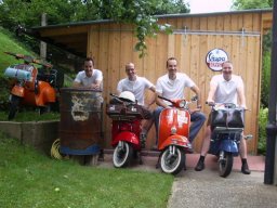 Vespa Servizio kurz vor dem Start.