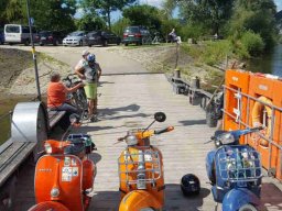 Donaufähre bei Matting.